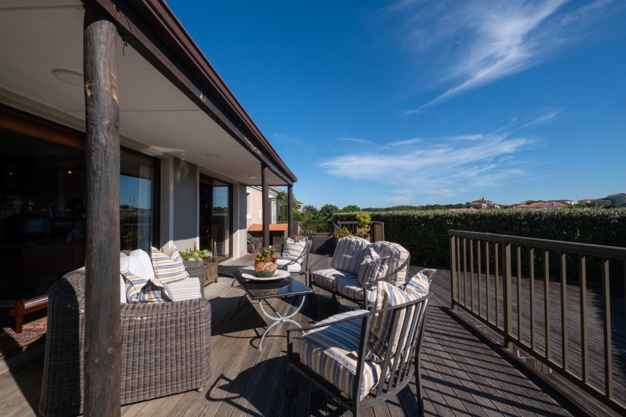 4 Bedroom Property for Sale in St Francis On Sea Eastern Cape